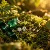 Le piercing d'oreille entre en joaillerie fine : deux diamants, trois trous, zéro compromis