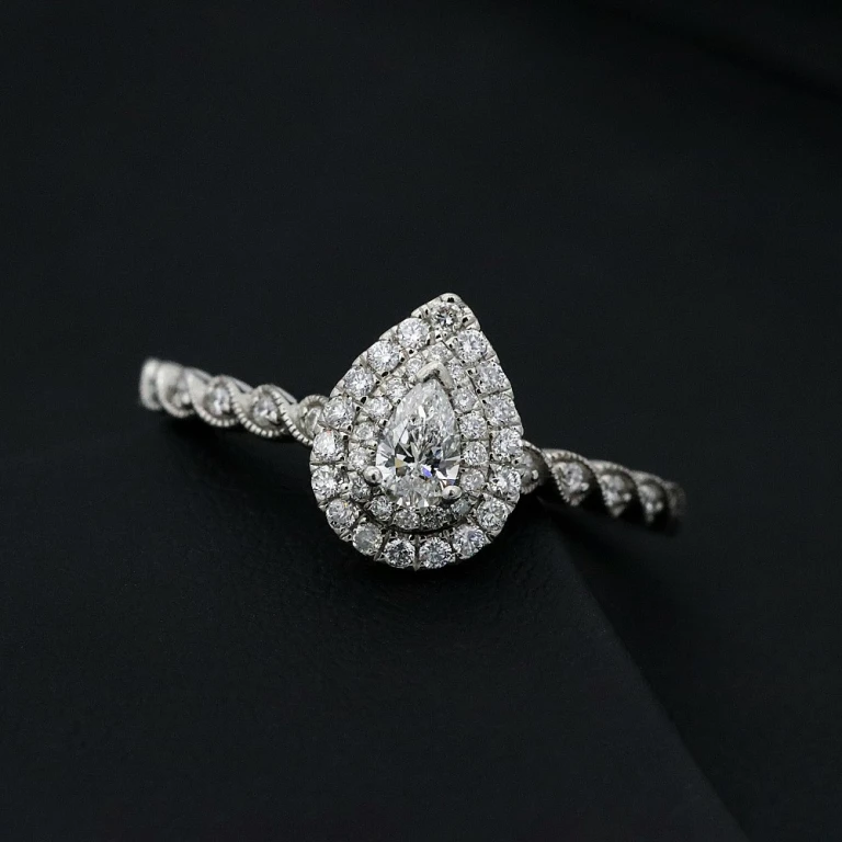 Les secrets d'un collier de mariage en perles