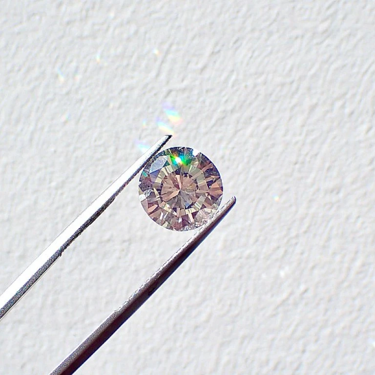 Les élégantes boucles d'oreilles en saphir : un choix intemporel