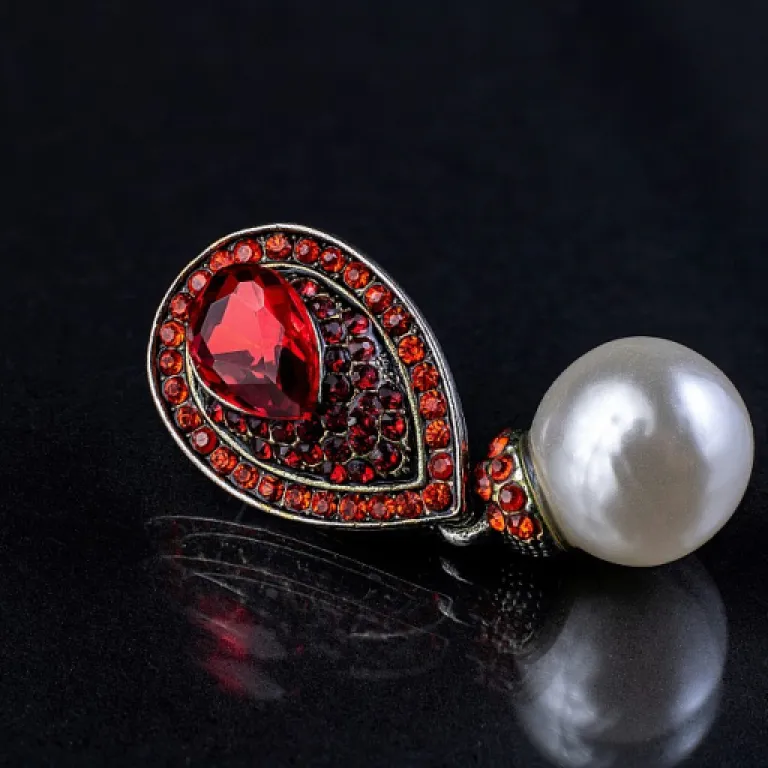 Comment choisir ses boucles d’oreilles pour un mariage : conseils et inspirations