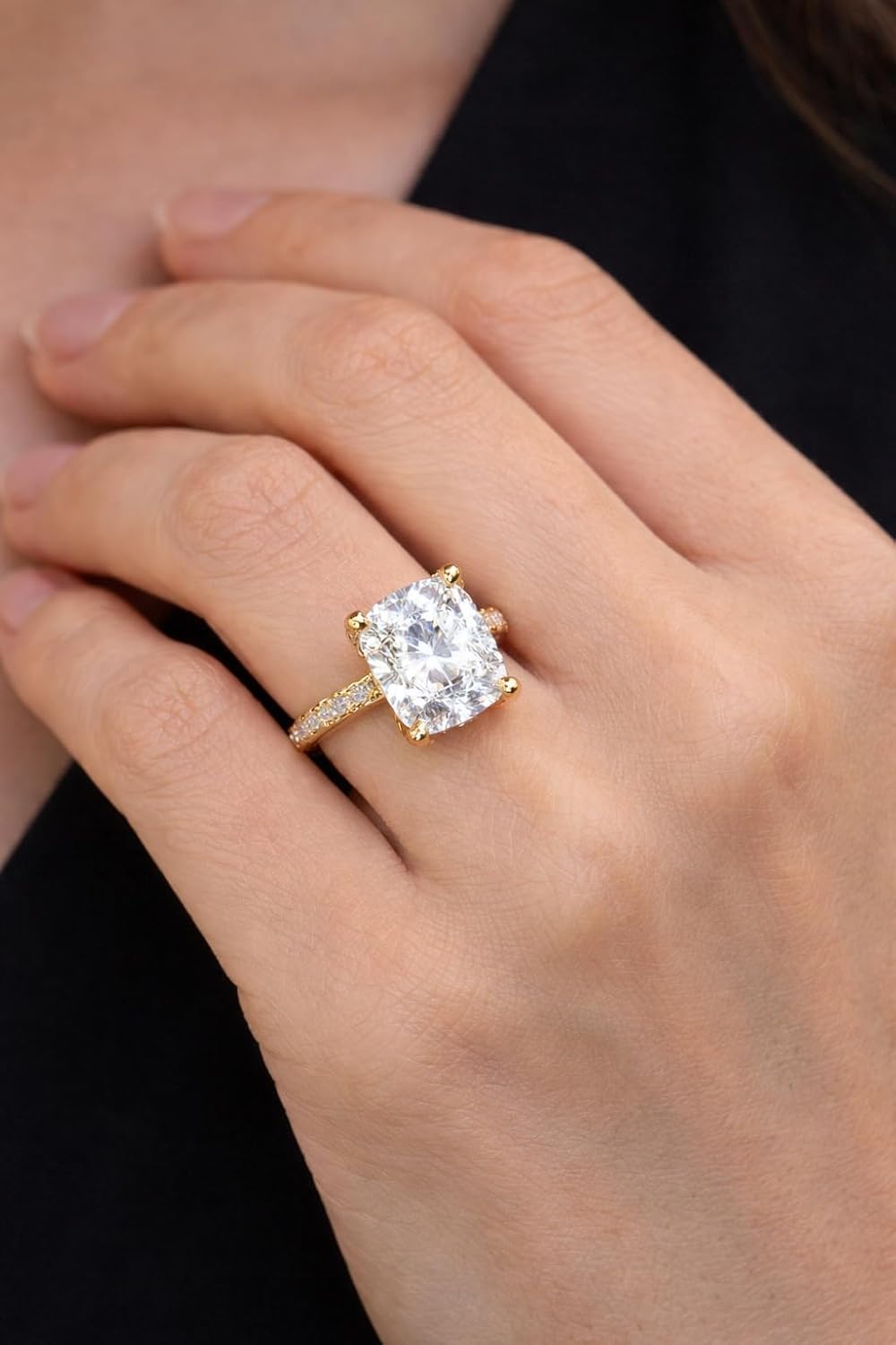 Bague de fiançailles en argent sterling 925 plaqué or jaune 18 carats, zircone cubique taille émeraude 10 x 8 mm, sertie à 4 branches, bague de mariage et anniversaire