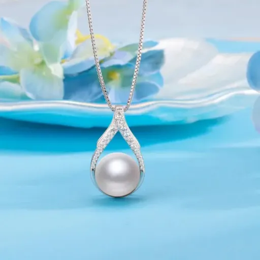 Test collier de perle NONNYLLEI : un joli cadeau, mais le prix pique un peu