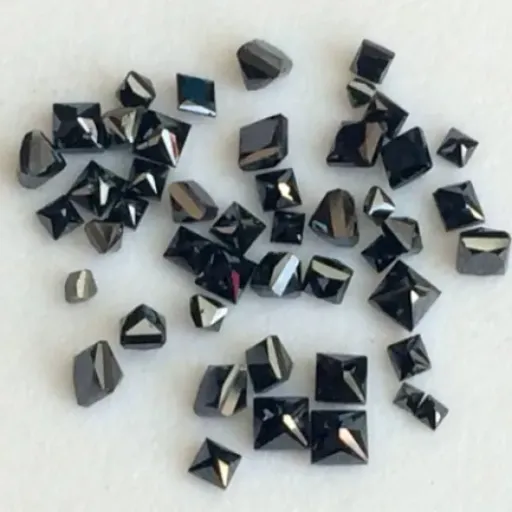 Test diamants noirs princesse 2-2,5 mm (20 pcs) : petits cailloux carrés pour montages précis
