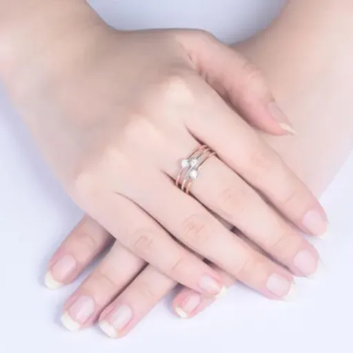 Test Bague de fiançailles BCughia or 18 carats : une solitaire simple qui fait le job